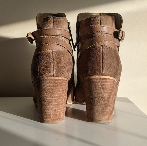 [SOLD]  -- BP TANDEM BOOTIEs brown suede leather booties size 6 - Picture 6 of 9